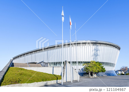 和歌山県和歌山市　様々なイベントが行われる快晴の和歌山ビッグホエール 121104987