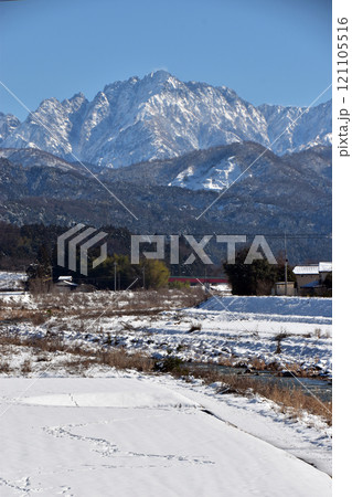 上市川と立山連峰(富山県上市町) 121105516