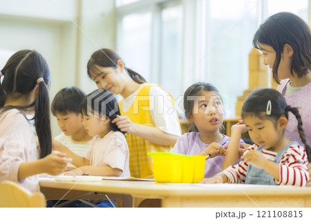 絵画教室　学童保育イメージ 121108815