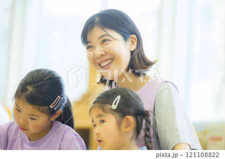 絵画教室 学童保育イメージ 絵画教室 学童保育イメージ 121108822