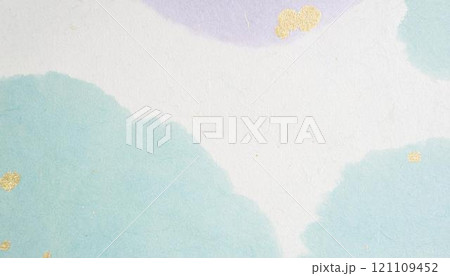 淡い色合いの優雅な和風イメージの背景素材（AI生成素材） 121109452