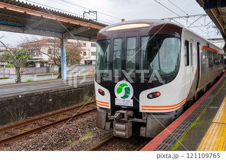 紀伊勝浦駅 121109765