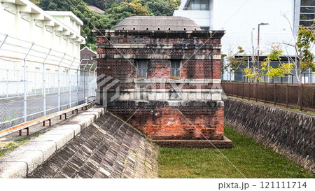 広島市水道資料館の煉瓦構造物　広島市牛田浄水場上屋 121111714