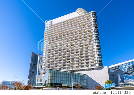 日本の横浜都市景観　桜木町駅周辺・横浜ベイホテル東急などを望む＝12月8日 121114329