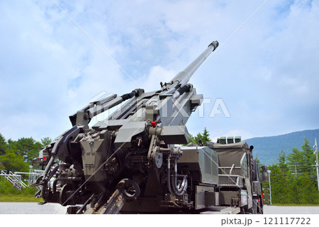 中部・陸上自衛隊・富士学校記念行事の展示・新装備の19式装輪自走155mm榴弾砲・静岡県小山町(2) 中部・陸上自衛隊・富士学校記念行事の展示・新装備の19式装輪自走155mm榴弾砲・静岡県小山町(2) 121117722