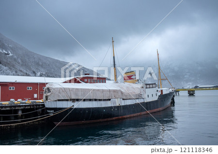 Boat in the harbor, Narvik, Norway 121118346