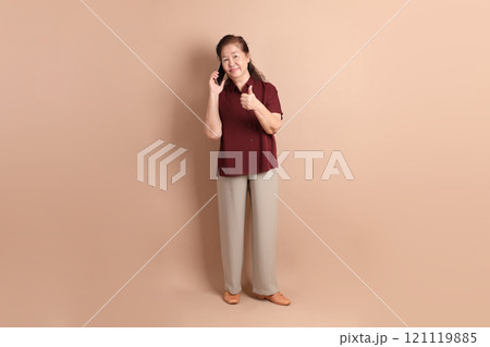 Senior East Asian Woman Senior East Asian Woman 121119885