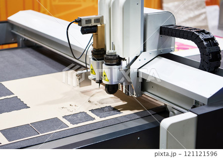 Digital automatic cutting systems for manufacturing industries Digital automatic cutting systems for manufacturing industries 121121596