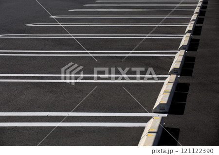 駐車場 パーキング 車 自動車 イメージ 駐車場 パーキング 車 自動車 イメージ 121122390