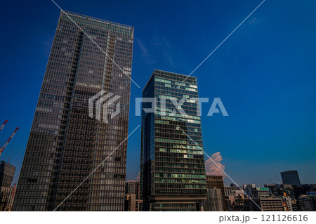 東京駅の高層ビル群 東京駅の高層ビル群 121126616