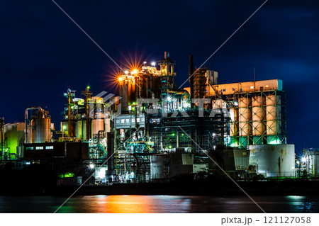 北九州工場夜景（新日鉄住金化学）【福岡県北九州市】 121127058
