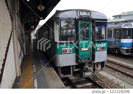 JR四国 高徳線・徳島線・牟岐線・鳴門線 徳島駅 JR四国 高徳線・徳島線・牟岐線・鳴門線 徳島駅 121128206