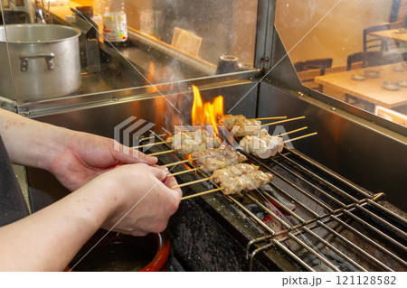 焼き鳥を焼く -3 焼き鳥を焼く -3 121128582