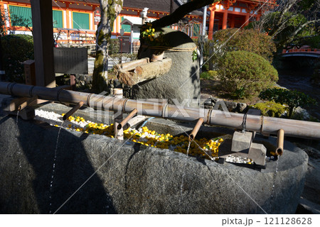 上賀茂神社 手水鉢 京都市北区 上賀茂神社 手水鉢 京都市北区 121128628