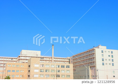 三重県四日市市、市立四日市病院の風景 三重県四日市市、市立四日市病院の風景 121128956