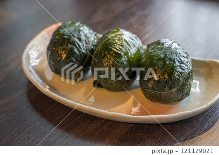 めはりずし Mehari Sushi Senbari Leaf Sushi めはり寿司 和歌山 めはりずし Mehari Sushi Senbari Leaf Sushi めはり寿司 和歌山 121129021