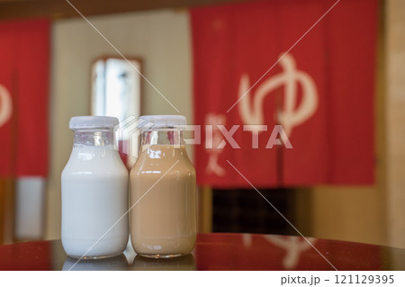 コーヒー牛乳　coffee milk　牛乳　銭湯　hot spring   風呂上り 121129395