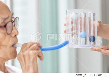 Tri ball incentive spirometer for breathing exercises,three flow respiratory exerciser,old elderly measuring the air capacity of lungs,pulmonary function test,treatment,therapy of respiratory disease 121130409