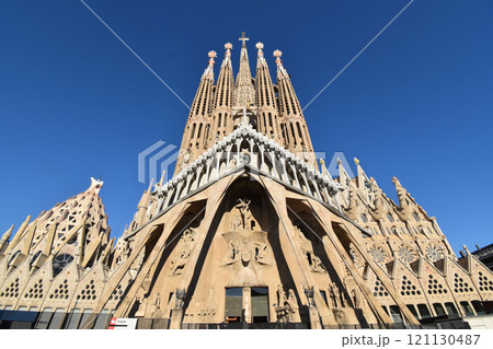 サグラダファミリア大聖堂完成イメージ 121130487