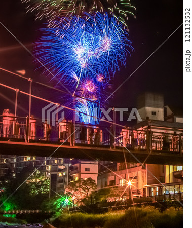栃木県那須塩原市 塩原温泉郷 宿花火 栃木県那須塩原市 塩原温泉郷 宿花火 121132532