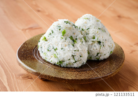 混ぜ込みおにぎり 121133511