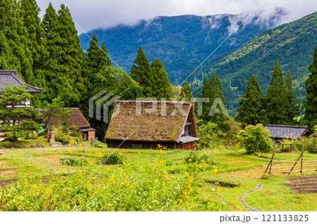 富山県五箇山 世界遺産 五箇山の合掌造り集落(相倉集落) 富山県五箇山 世界遺産 五箇山の合掌造り集落(相倉集落) 121133825