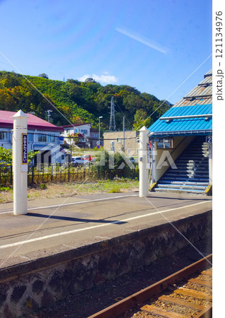 宗谷本線からの車窓風景　南稚内駅 121134976