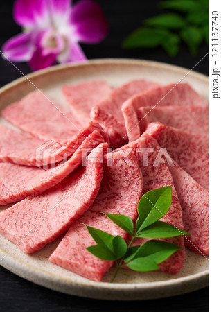 国産和牛 焼肉用 霜降り 国産和牛 焼肉用 霜降り 121137740