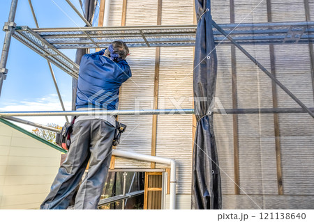 戸建て家屋の外壁修繕工事 121138640
