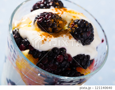 Healthy dessert with yogurt 121140640