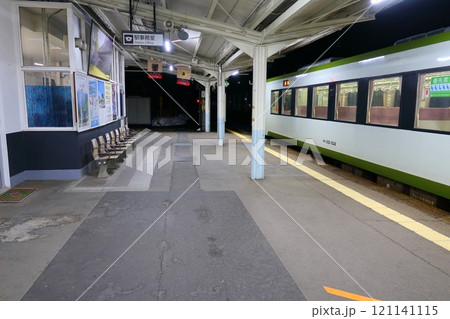 JR東日本磐越西線の喜多方駅から野沢駅までの早朝風景(2022年12月) JR東日本磐越西線の喜多方駅から野沢駅までの早朝風景(2022年12月) 121141115