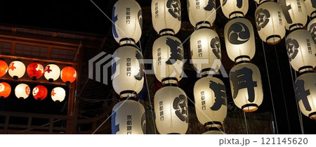 祇園祭　提灯飾り 121145620