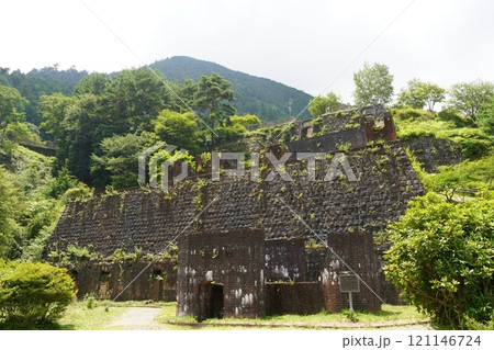 別子銅山　東平貯鉱庫跡 121146724