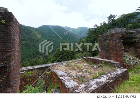別子銅山 東平貯鉱庫跡 別子銅山 東平貯鉱庫跡 121146742