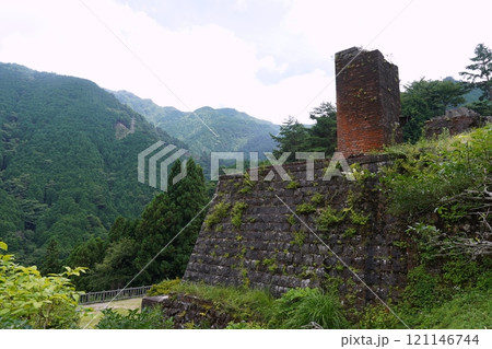 別子銅山 東平貯鉱庫跡 別子銅山 東平貯鉱庫跡 121146744