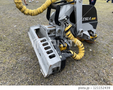 高性能林業機械ハーベスタ 121152439