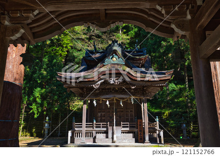 紙の神様をまつる神社の秋　岡太神社・大瀧神社　 121152766
