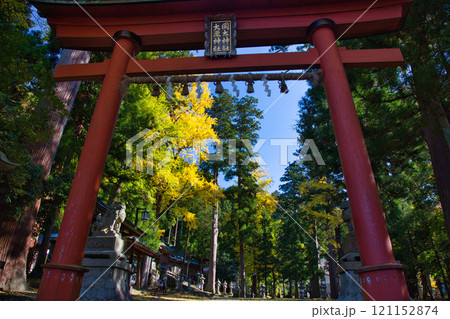 紙の神様をまつる神社の秋　岡太神社・大瀧神社　 121152874