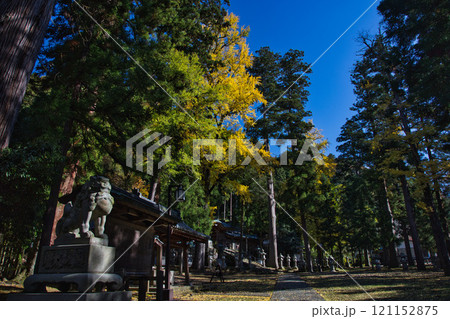 紙の神様をまつる神社の秋　岡太神社・大瀧神社　 121152875