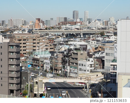 住宅街の俯瞰、東京都大田区馬込銀座交差点近辺 住宅街の俯瞰、東京都大田区馬込銀座交差点近辺 121153633