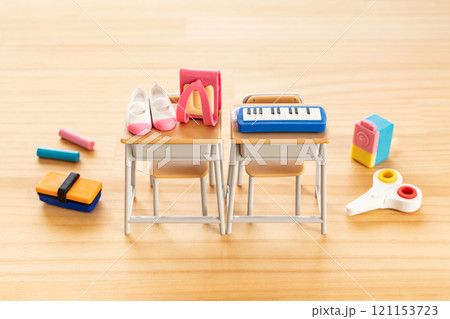 小学校 小学生 学校 入学準備 小学校 小学生 学校 入学準備 121153723