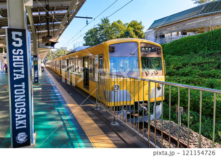 埼玉県　所沢市　西武球場前駅（ホーム） 121154726