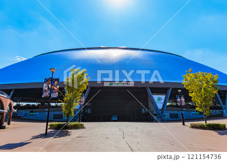 埼玉県　所沢市　西武球場前駅にあるベルーナドーム 121154736