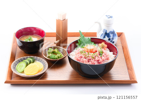 ネギトロ丼 ( まぐろのたたき丼 ) ネギトロ丼 ( まぐろのたたき丼 ) 121156557