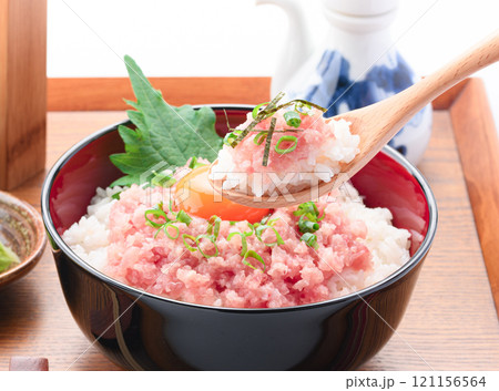 ネギトロ丼 ( まぐろのたたき丼 ) ネギトロ丼 ( まぐろのたたき丼 ) 121156564
