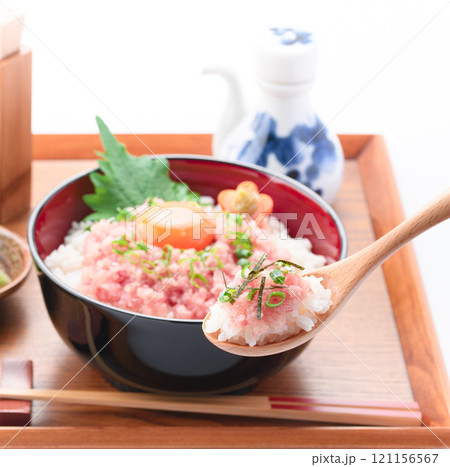 ネギトロ丼 （ まぐろのたたき丼 ） 121156567