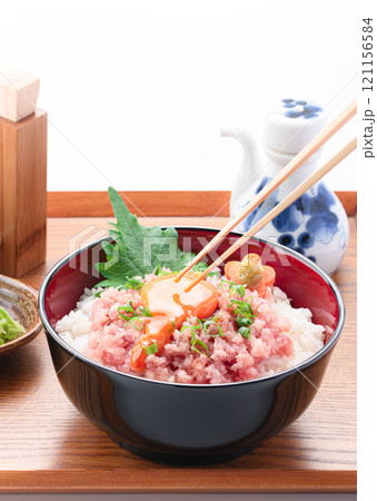 ネギトロ丼 ( まぐろのたたき丼 ) ネギトロ丼 ( まぐろのたたき丼 ) 121156584