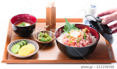 ネギトロ丼 ( まぐろのたたき丼 ) ネギトロ丼 ( まぐろのたたき丼 ) 121156588