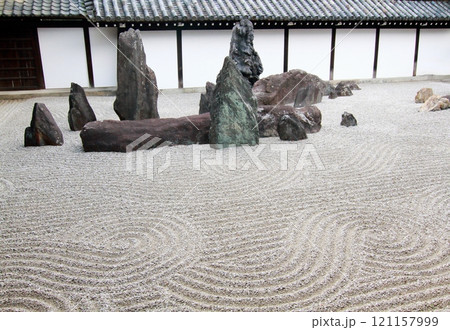 方丈南庭の枯山水 121157999