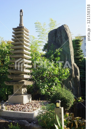 なごや七福神めぐり 宝珠院 十三重石塔 なごや七福神めぐり 宝珠院 十三重石塔 121158358
